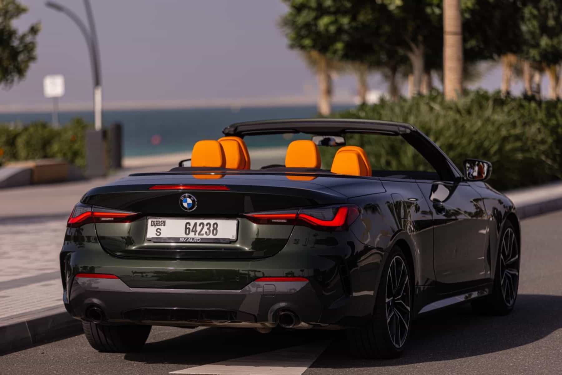 BMW 4 Series Convertible - thumbnail 2
