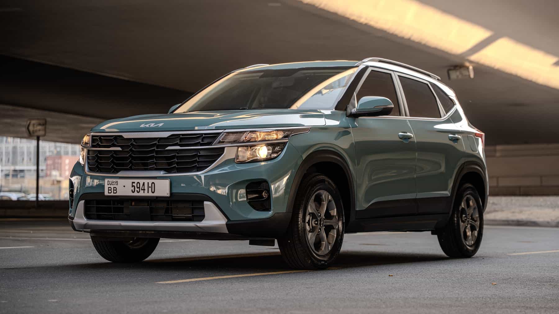 Kia Seltos Blue - thumbnail 1