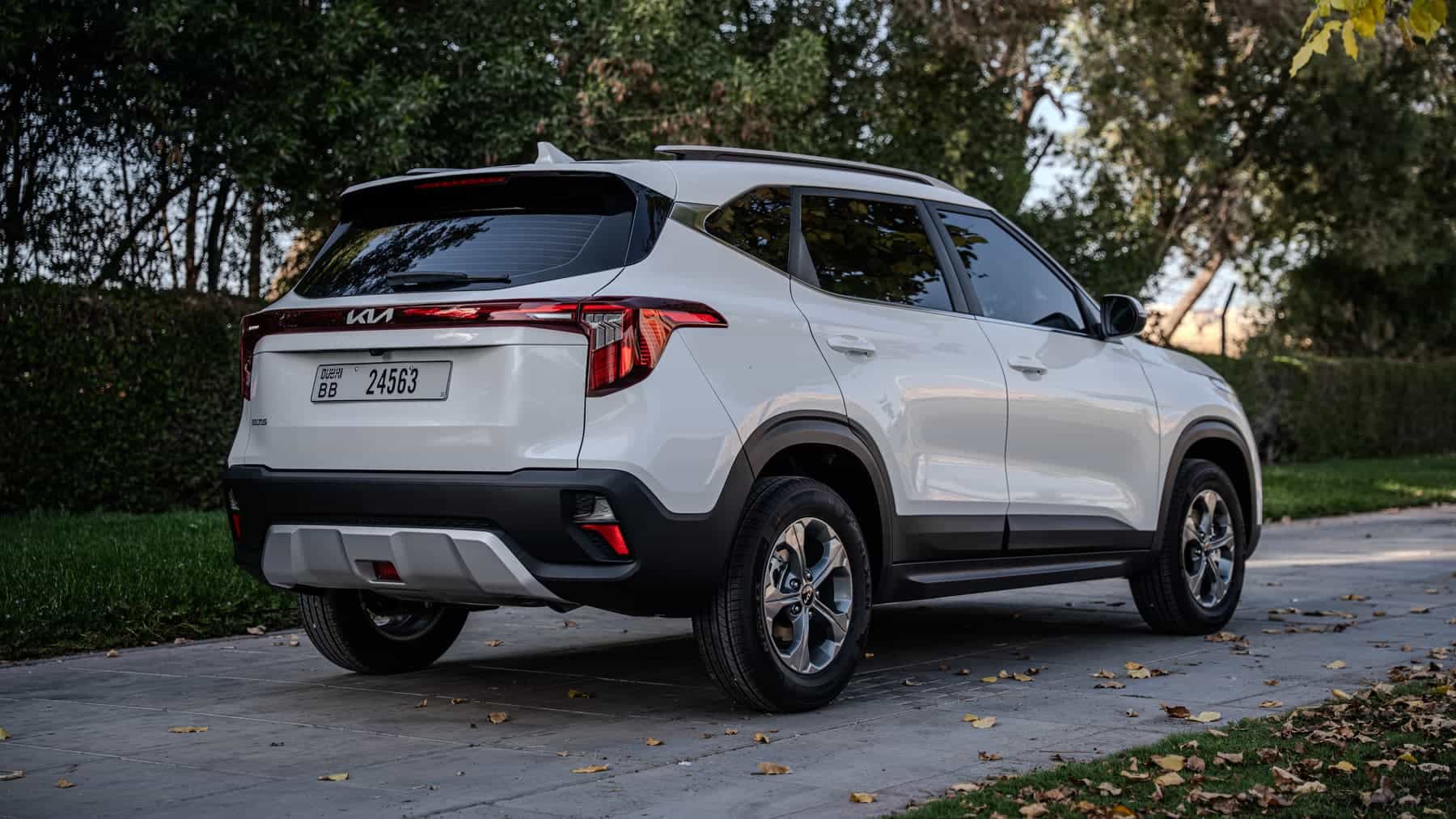 Kia Seltos White - thumbnail 3