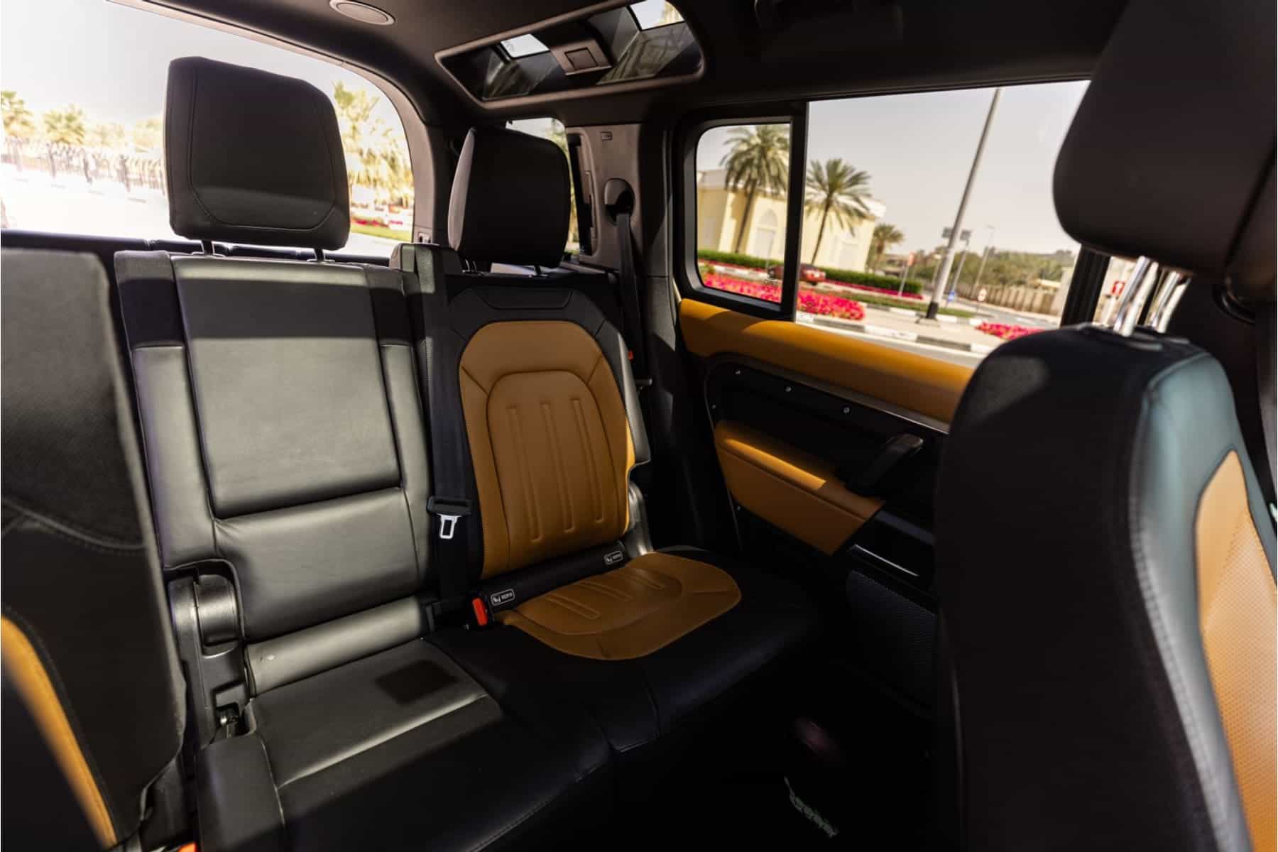 Land Rover Defender - thumbnail 6