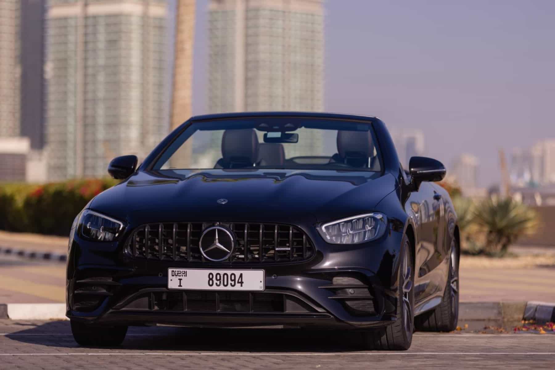 Mercedes-Benz E-Class - thumbnail 1