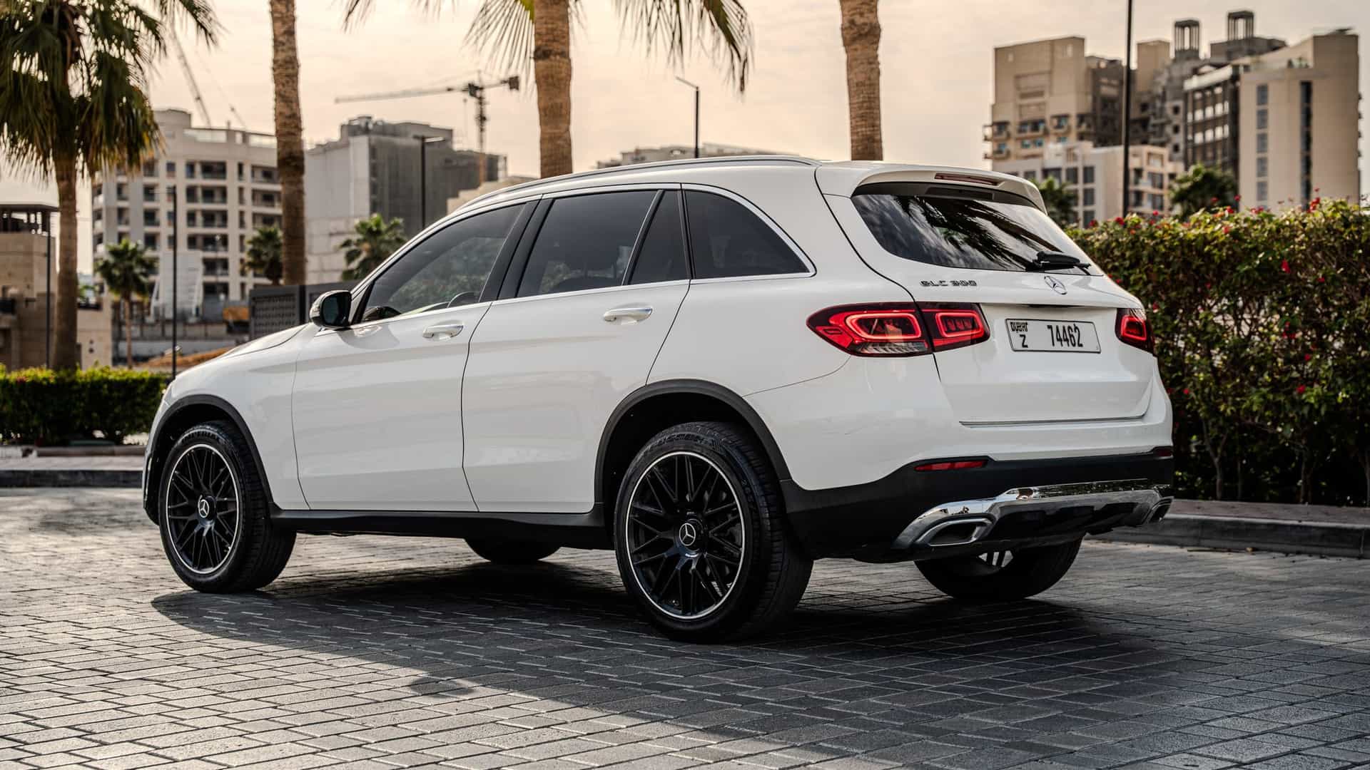 Mercedes-Benz GLC 300 - thumbnail 3