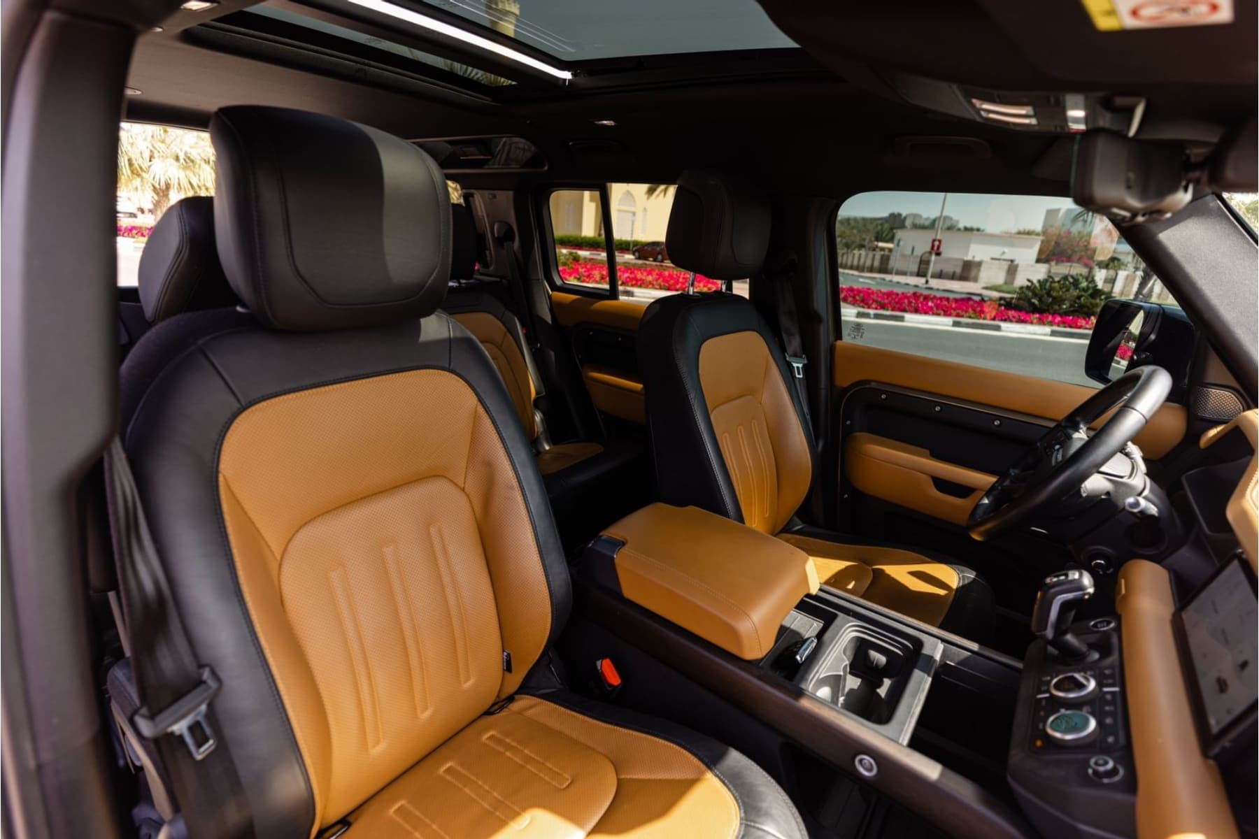 Land Rover Defender – صورة مصغّرة 5