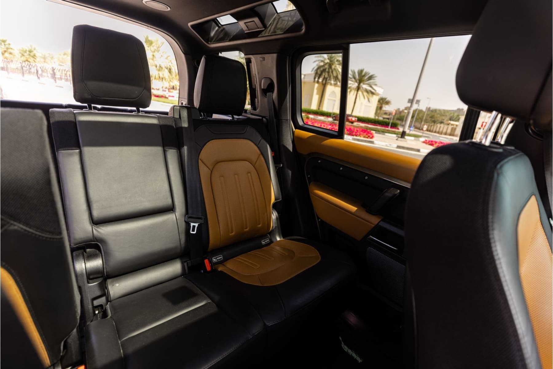 Land Rover Defender – صورة مصغّرة 6