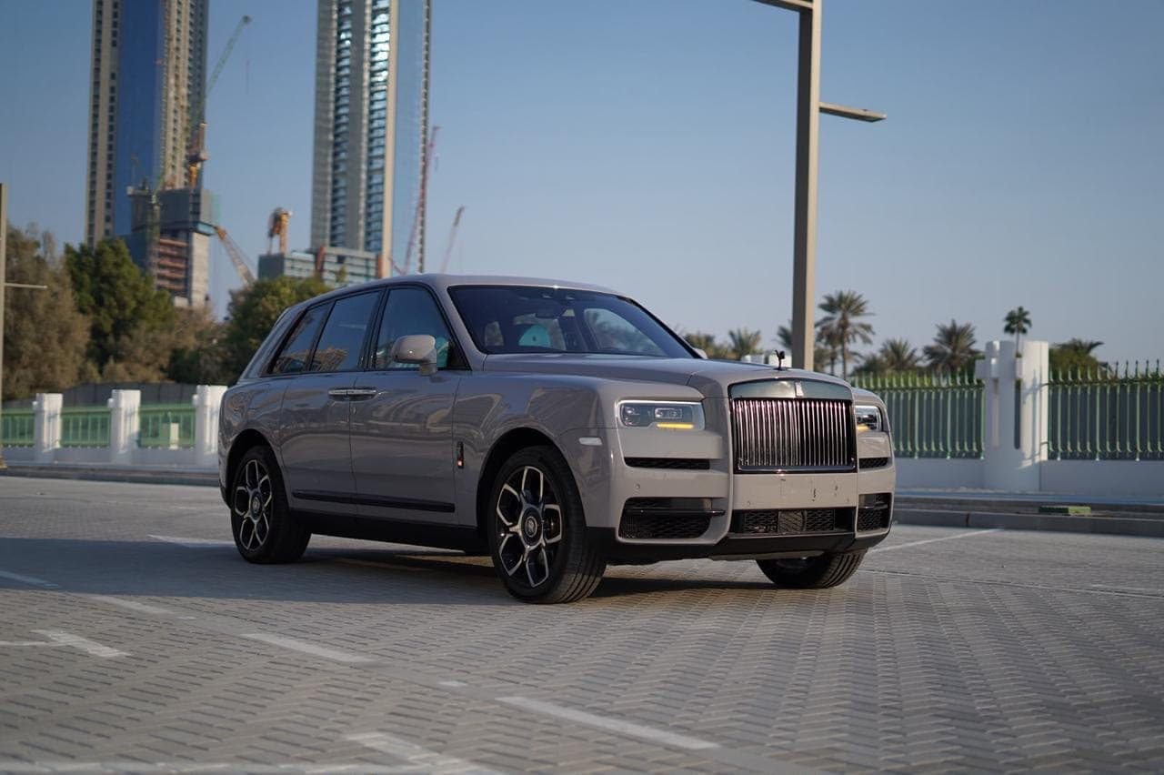 Rolls-Royce Cullinan Cullinan 2023 - Luxury SUV for rent in Dubai