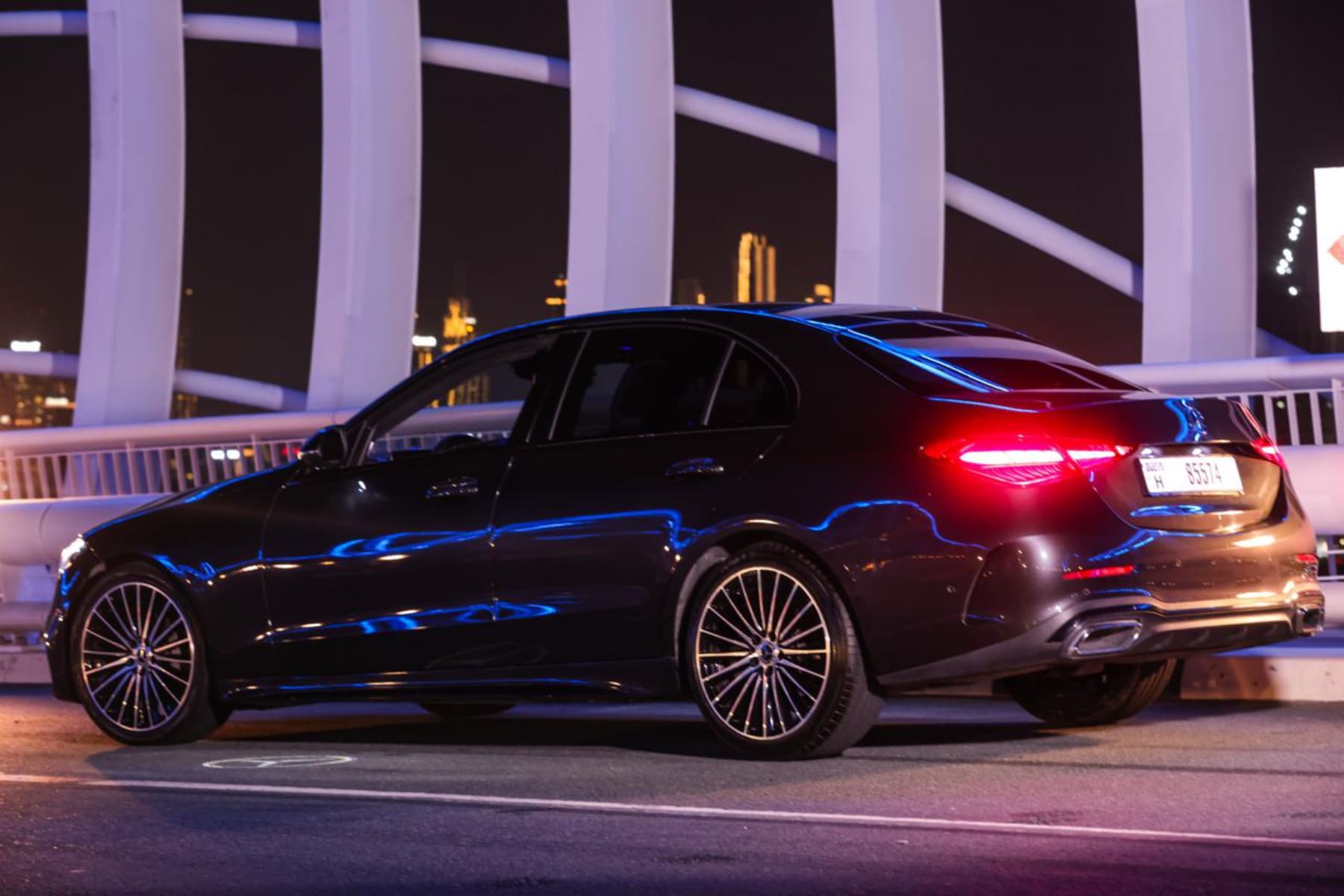 Mercedes C-Class view 4